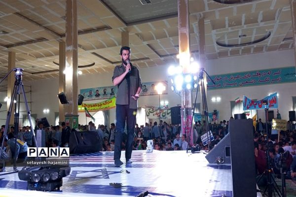 تجمع دانش‌آموزان شهرستان ساوه به‌مناسبت ۱۳ آبان