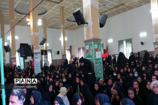 تجمع دانش‌آموزان شهرستان ساوه به‌مناسبت ۱۳ آبان