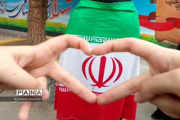 حضور پرشور و حماسی دانش‌آموزان و فرهنگیان استان خراسان رضوی در یوم الله ۱۳ آبان