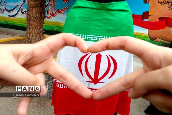 حضور پرشور و حماسی دانش‌آموزان و فرهنگیان استان خراسان رضوی در یوم الله ۱۳ آبان