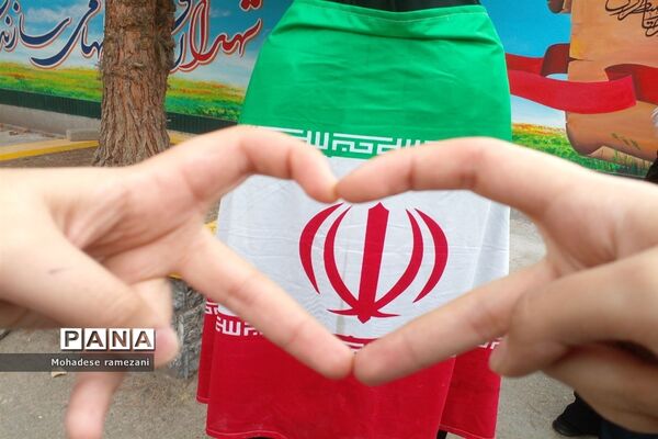 حضور پرشور و حماسی دانش‌آموزان و فرهنگیان استان خراسان رضوی در یوم الله ۱۳ آبان