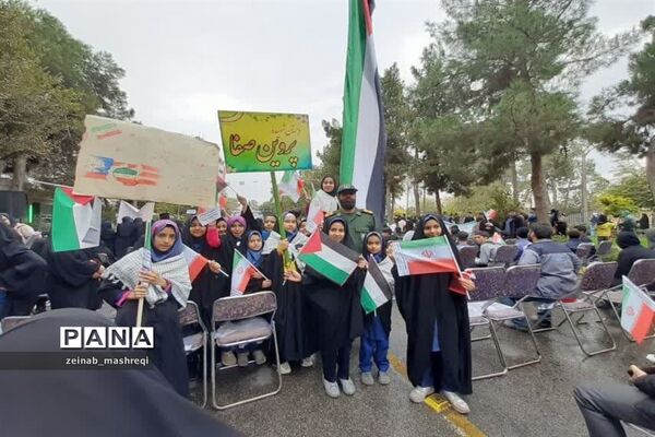 راهپیمایی 13آبان در کاشان