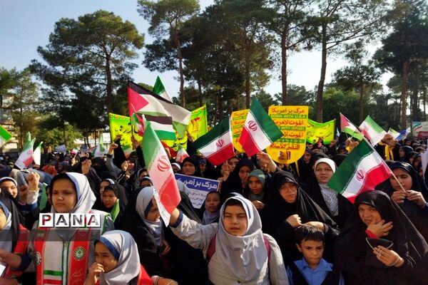راهپیمایی ۱۳آبان در نجف آباد