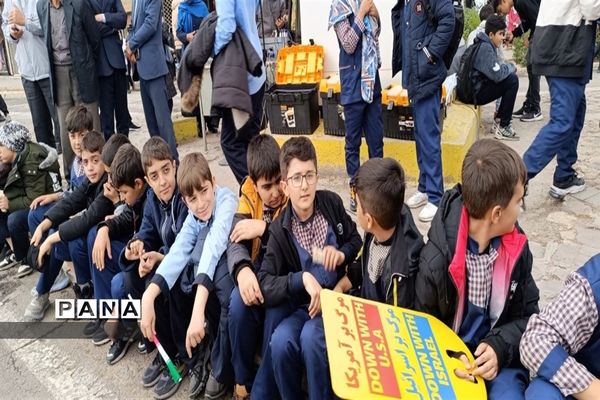 راهپیمایی ۱۳ آبان در خرمدره