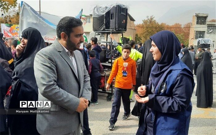 حضور در راهپیمایی ۱۳ آبان وحدت و یکپارچگی ملی را نشان داد