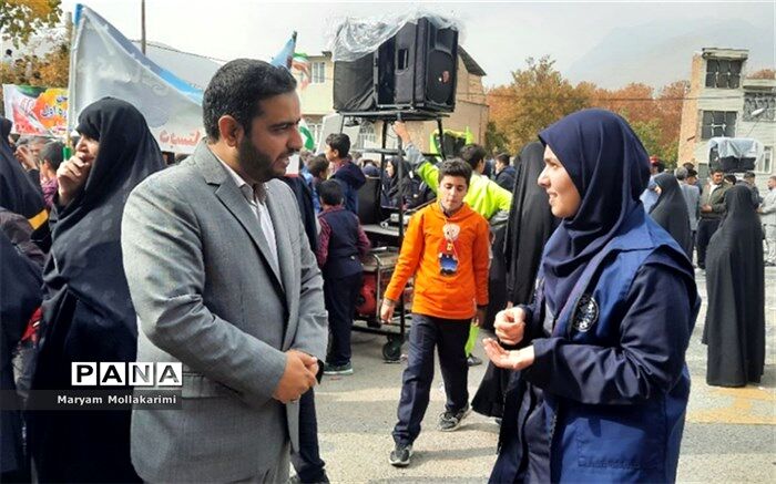 حضور در راهپیمایی ۱۳ آبان وحدت و یکپارچگی ملی را نشان داد