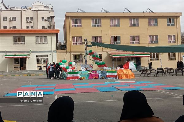 برگزاری مراسم المپیاد ورزشی و 13آبان در دبیرستان شاهد فاطمیه (س)