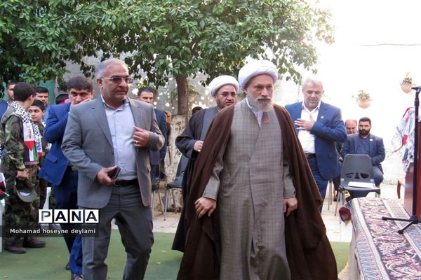 آیین نواخته شدن زنگ استکبارستیزی در مدارس فارس