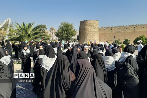 دانش‌آموزان و فرهنگیان بار دیگر در 13 آبان ماه حماسه آفریدند