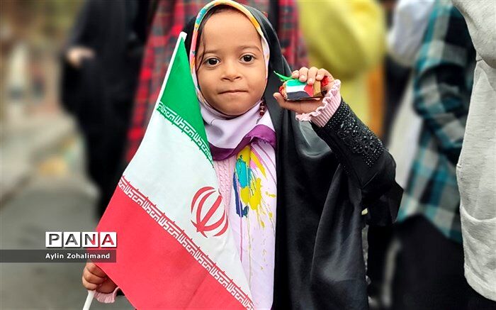 راهپیمایی ۱۳ آبان در شهرستان رباط کریم و شهر جدید پرند