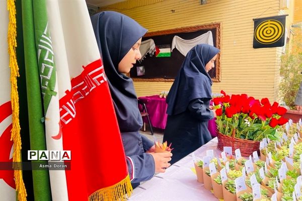 بزرگداشت روز دانش‌آموز و مبارزه با استکبار ستیزی