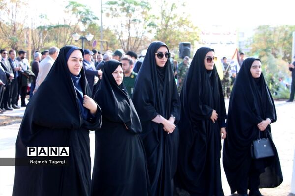 راهپیمایی ۱۳ آبان ماه روز دانش‌آموز