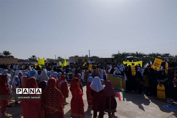 شکوه حضور مردم بزمان در راهپیمایی۱۳ آبان