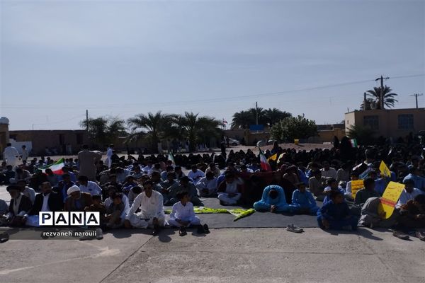 شکوه حضور مردم بزمان در راهپیمایی۱۳ آبان