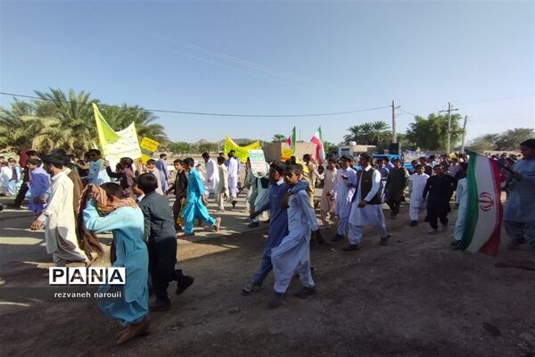 شکوه حضور مردم بزمان در راهپیمایی۱۳ آبان