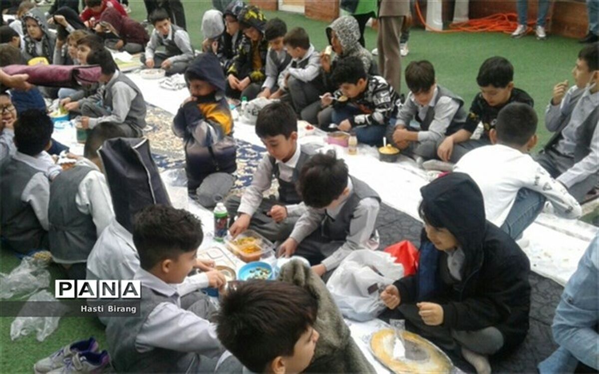 صبحانه مهم‌ترین وعده غذایی برای دانش‌آموزان است 