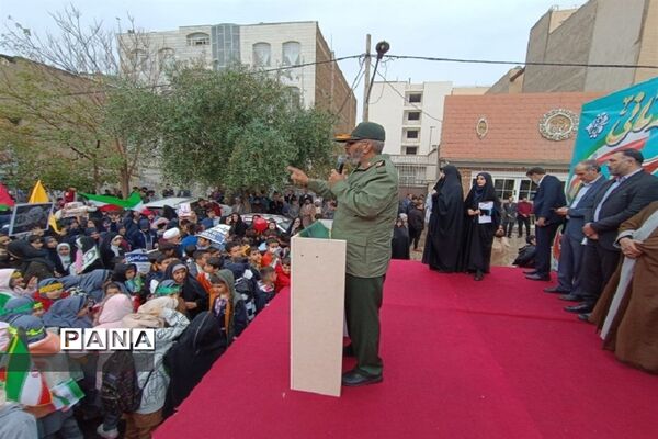 راهپیمایی 13 آبان روز دانش‌آموز در شهرستان فردیس