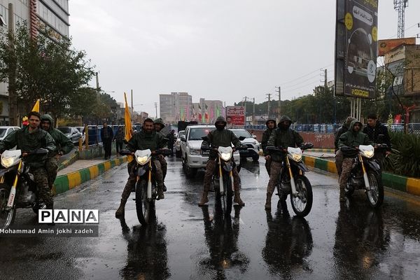 راهپیمایی روز دانش‌آموز 13 آبان در شهرستان رباط‌کریم