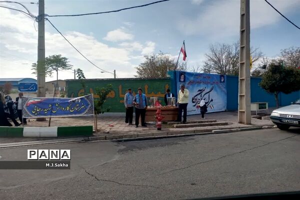 تجدید میثاق مردم جعفریه قم با آرمان‌های انقلاب در راهپیمایی13 آبان