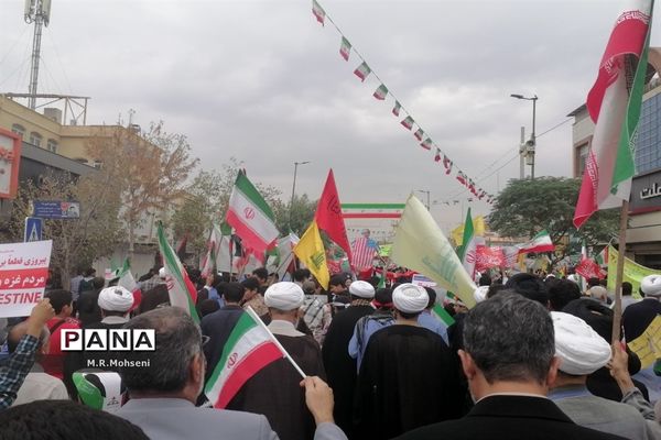 خروش طوفانی مردم قم در راهپیمایی روز ملی مبارزه با استکبار جهانی-1