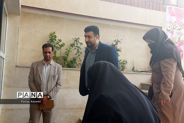 جلسه هم‌اندیشی و هماهنگی مدیران متوسطه دوم در آموزش و پرورش رودهن