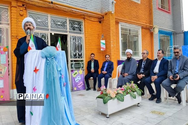 نواختن زنگ فرهنگ عمومی در دبیرستان شاهد مطهره کاشمر