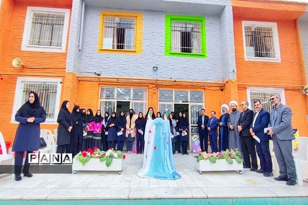 نواختن زنگ فرهنگ عمومی در دبیرستان شاهد مطهره کاشمر