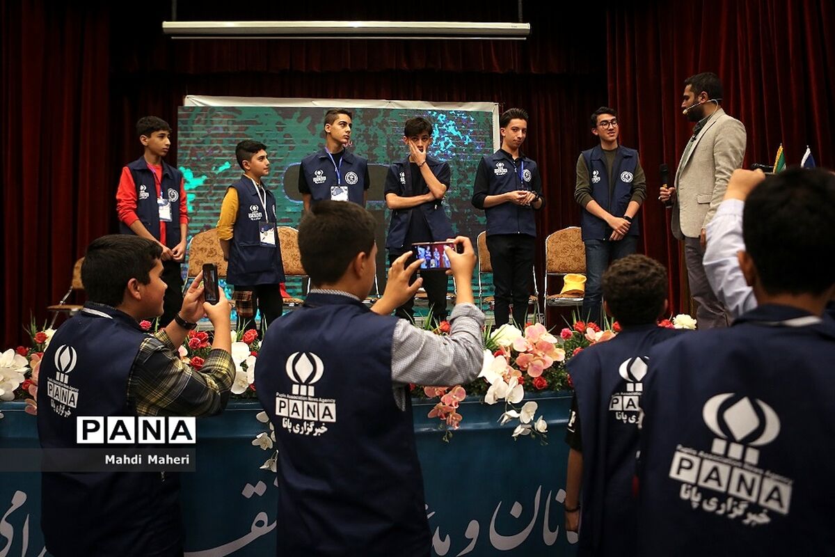 ثبت نام هزار نفر از دانش‌آموزان اهوازی در دوره آموزش خبرنگاری