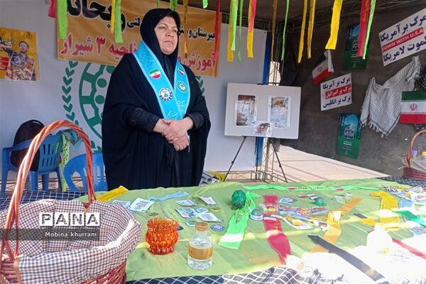 تجمع دانش‌آموز خبرنگاران پانا به‌مناسبت دهه گرامیداشت شهدای دانش‌آموز
