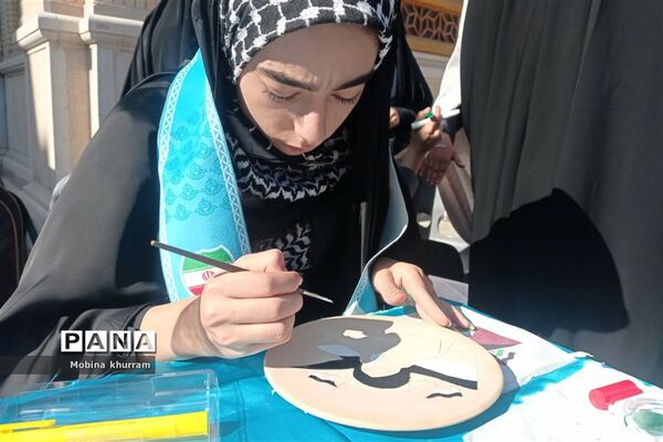 تجمع دانش‌آموز خبرنگاران پانا به‌مناسبت دهه گرامیداشت شهدای دانش‌آموز