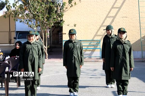 زنگ استکبار ستیزی در آموزشگاه فرزانگان ناحیه یک بهارستان