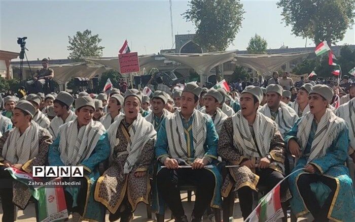 یادواره شهدای دانش‌آموز با حضور وزیر آموزش و پرورش در حرم مطهر شاهچراغ (ع)