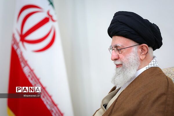 دیدار نخست‌وزیر عراق با رهبر انقلاب اسلامی