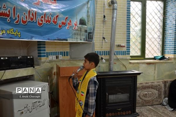 حضور اعضای سازمان دانش‌آموزی جعفریه و دستجرد در نماز جمعه