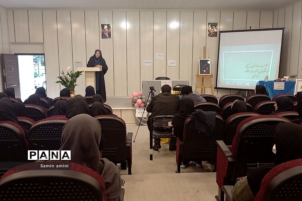نشست جهاد تبیین بسیج فرهنگیان آموزش و پرورش رودهن
