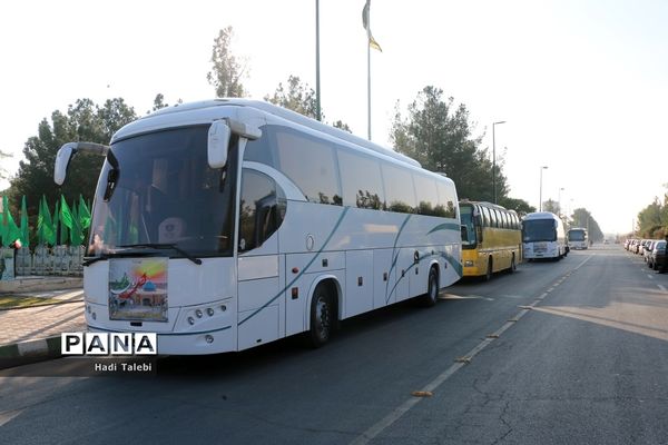 اعزام نخستین کاروان راهیان نور دانش‌آموزی قم به مناطق عملیاتی جنوب