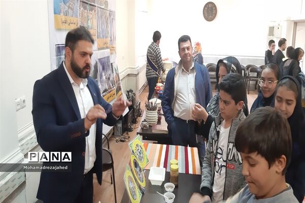 کسب ۴ رتبه کشوری رهاورد دانش‌آموزان خوزستانی در ششمین کارسوق ملی ژنتیک
