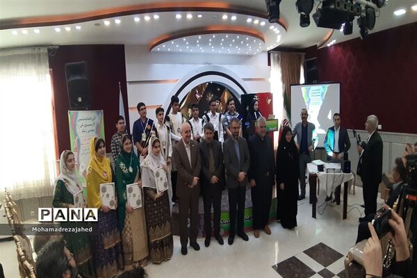 کسب ۴ رتبه کشوری رهاورد دانش‌آموزان خوزستانی در ششمین کارسوق ملی ژنتیک