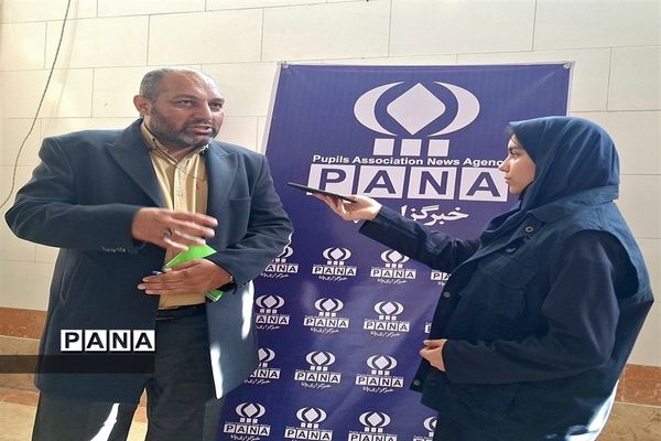 نشست منتخبین سازمان دانش‌آموزی  البرز با مشاور استاندار