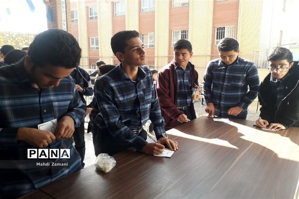 انتخابات شورای دانش‌آموزی در دبیرستان نمونه دولتی مبین ناحیه 3