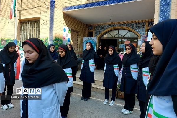 آیین افتتاحیه طرح سفیران سلامت در کهریزک