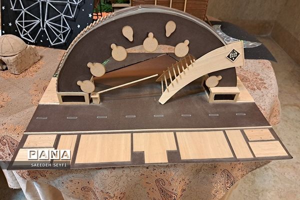 نمایشگاه دست سازه‌های درس ریاضی در کهریزک