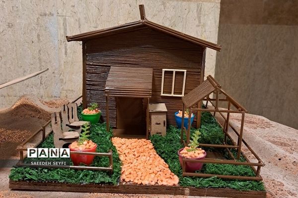 نمایشگاه دست سازه‌های درس ریاضی در کهریزک