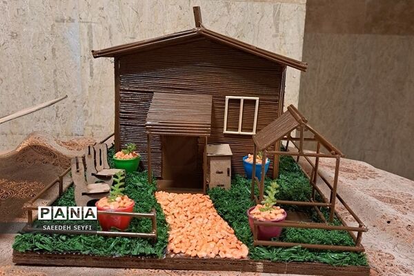 نمایشگاه دست سازه‌های درس ریاضی در کهریزک