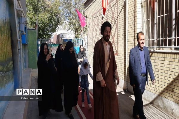 هفته پژوهشی در مدارس شهرستان آباده