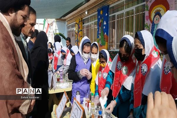 هفته پژوهشی در مدارس شهرستان آباده