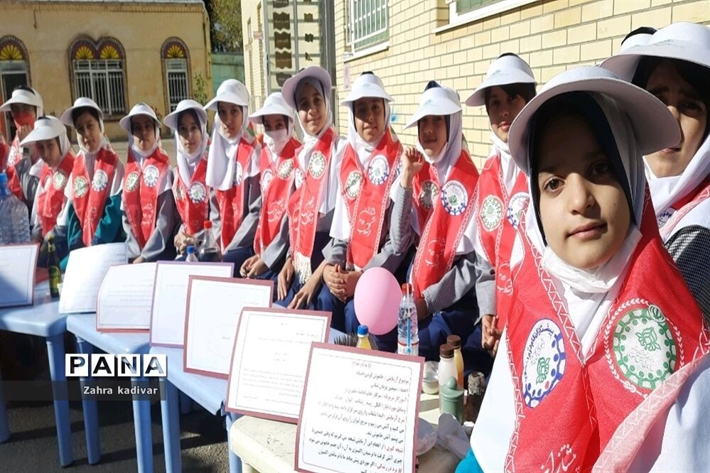 هفته پژوهشی در مدارس شهرستان آباده