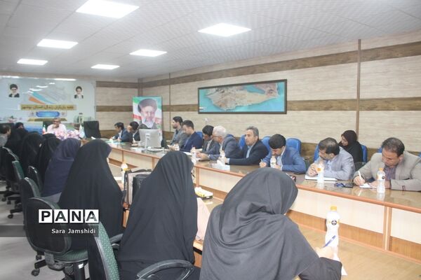 دوره کشوری تبیین برنامه های حوزه مشاوره  در بوشهر (2)