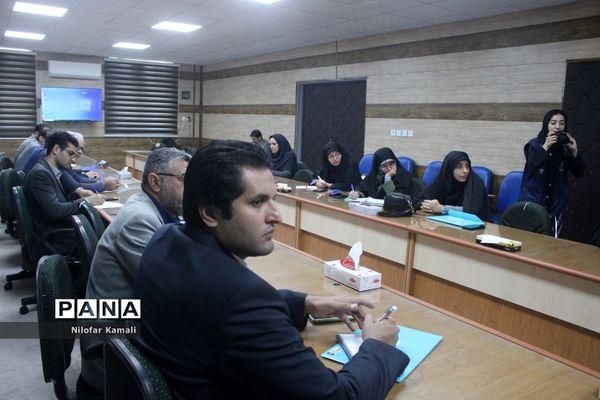 دوره کشوری تبیین برنامه های حوزه مشاوره  در بوشهر (2)