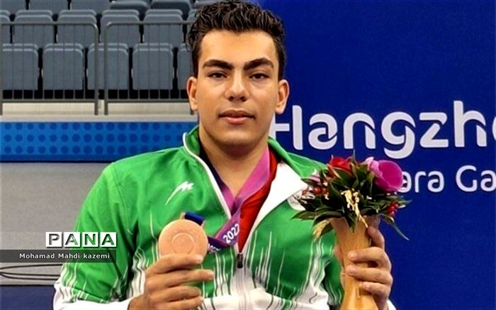 می خواهم بازیکن موثری برای تیم ملی کشورم باشم